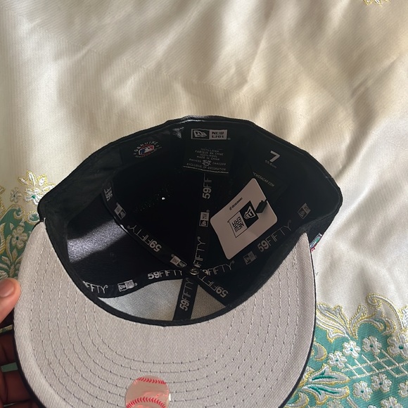 MLB NFL FITTED HAT 2023 - Picture 2 of 3